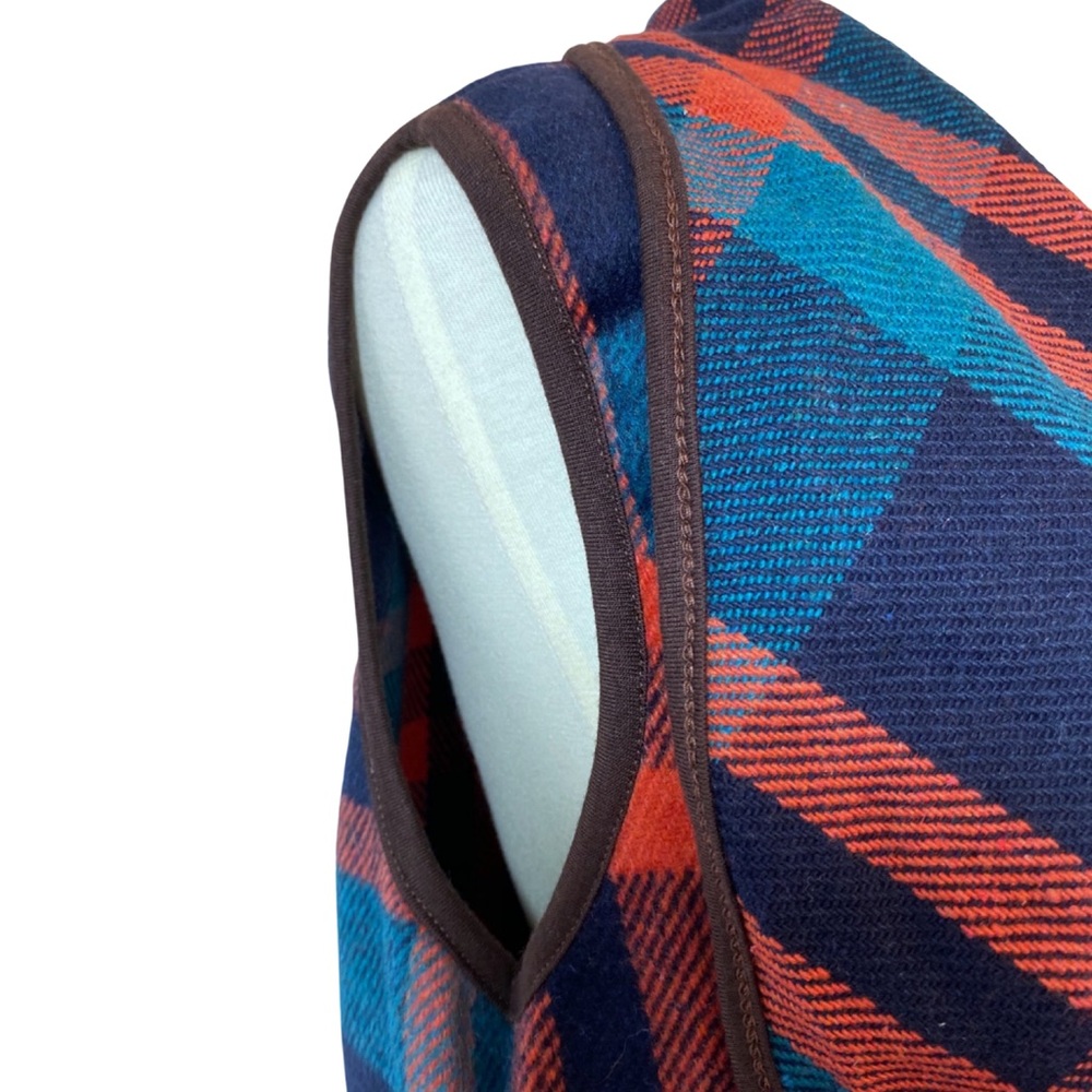 Buffalo Plaid Asymmetric Sleeveless Vest Cardigan - Picture 10 of 16